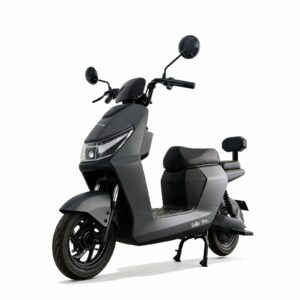 Scooter Elétrica "Latte Pro" – Design Moderno, Performance e Mobilidade Urbana
